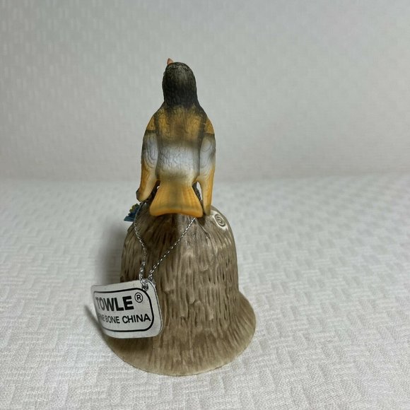Towle Fine Bone China Robin Bird Bell Spring - Picture 3 of 9